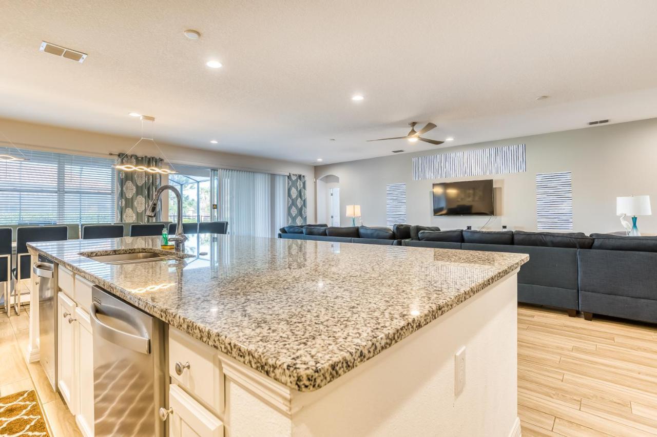 Coastal Breeze Villa Дейвънпорт Екстериор снимка